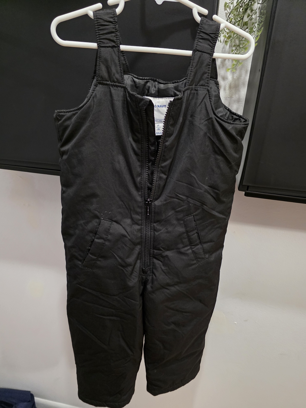 Old Navy Black Insulated Snow Bib Pants